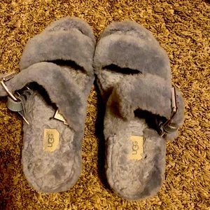 Grey size 8 ugg sandal clog type